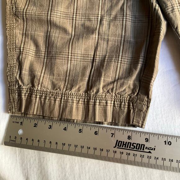 St. John’s Bay Men’s Casual Shorts size 8, Brown - Picture 3 of 10